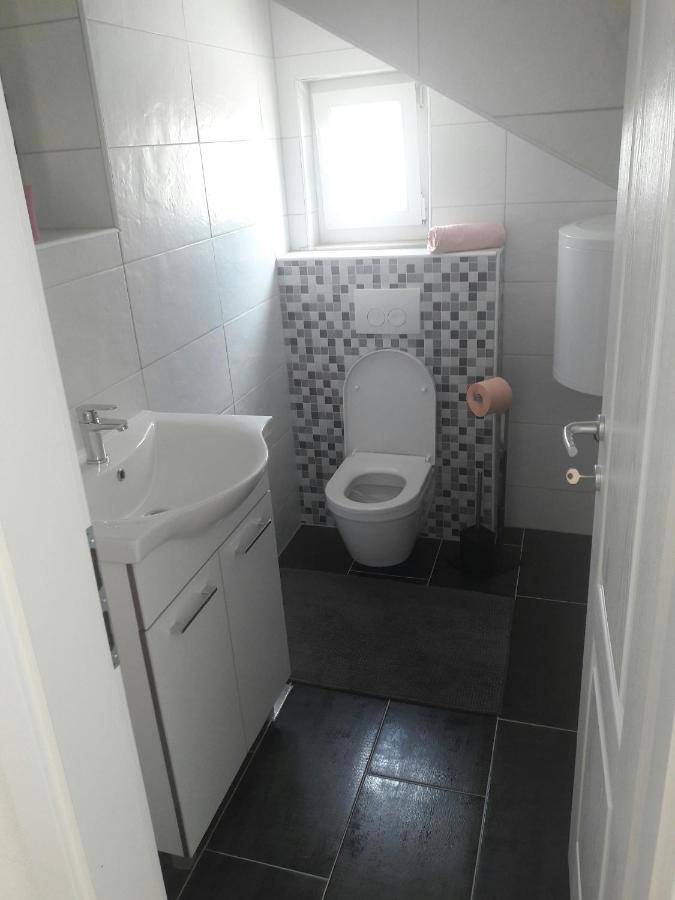 Nessa & Meli Appartement Makarska Buitenkant foto