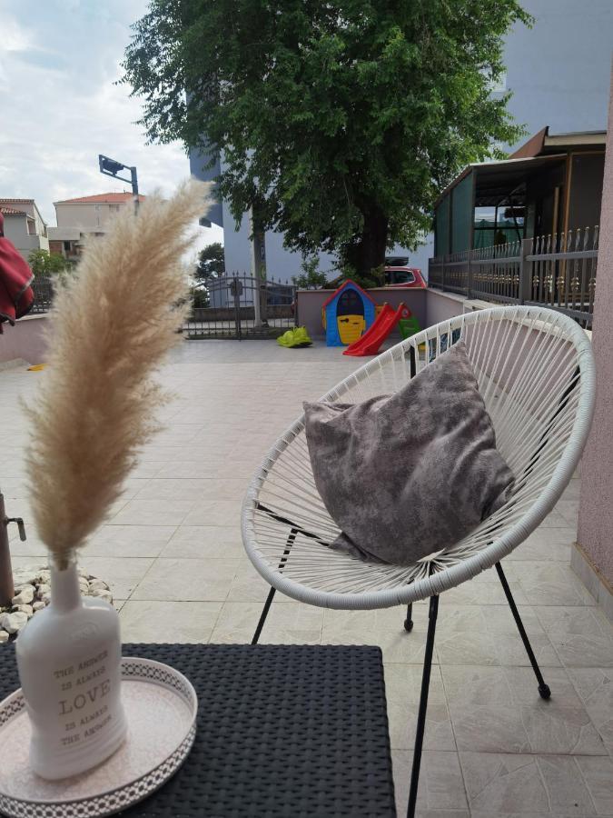 Nessa & Meli Appartement Makarska Buitenkant foto