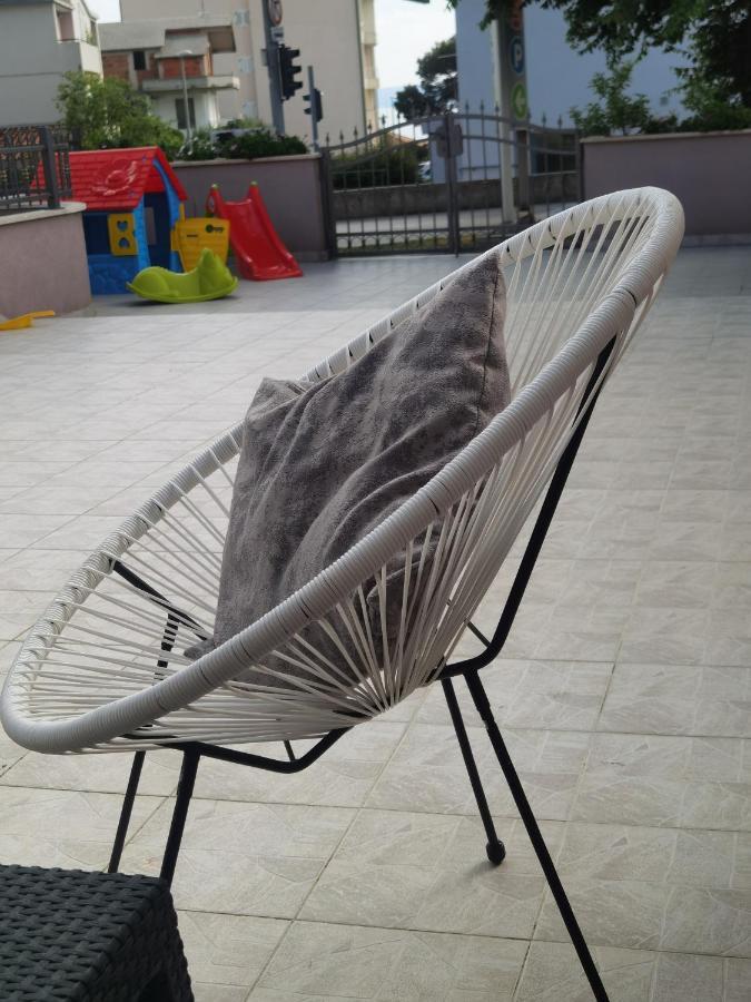 Nessa & Meli Appartement Makarska Buitenkant foto